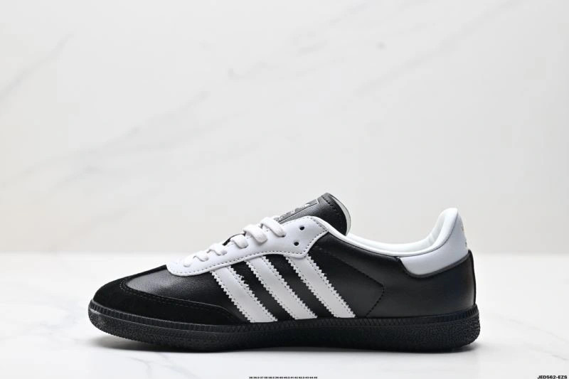 Flexible Adidas Samba Shoes 1050