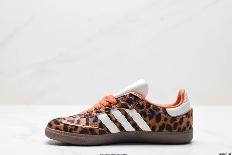 WrinkleFree Adidas Samba Shoes 1044