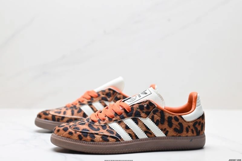 WrinkleFree Adidas Samba Shoes 1044