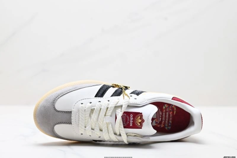 Adidas Samba Shoes Timeless 1043