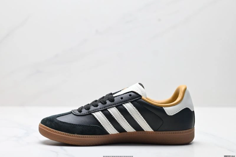 Classic Adidas Samba Shoes 1025