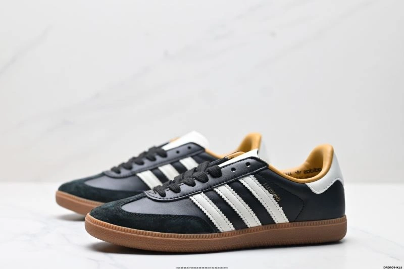 Classic Adidas Samba Shoes 1025