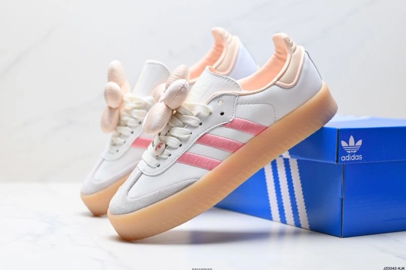 Trendy Adidas Samba Shoes 1013