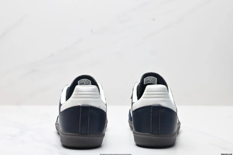 Functional Adidas Samba Shoes 1015