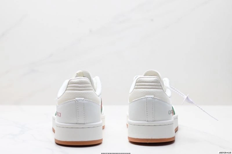 MultiPurpose Adidas Samba Shoes 352