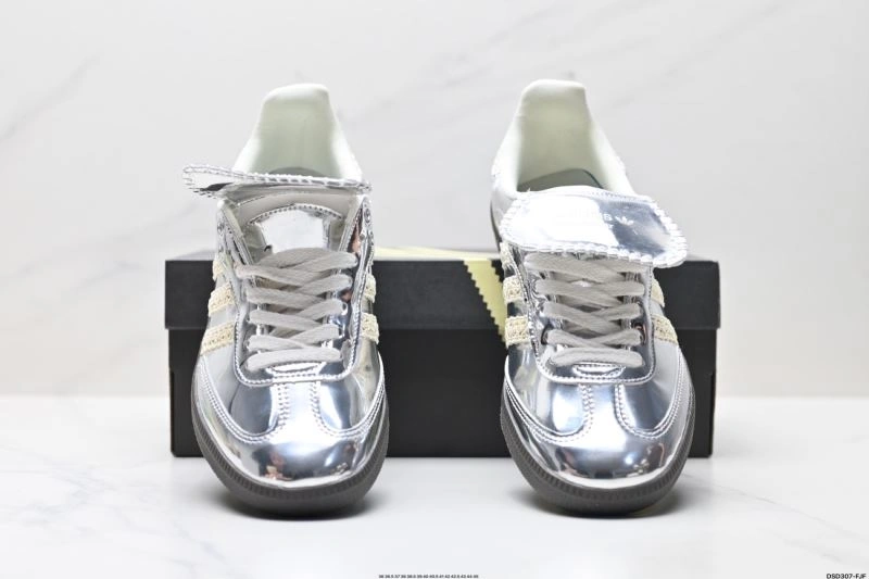Minimalist Adidas Samba Shoes 227