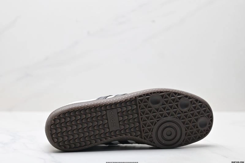 WrinkleFree Adidas Samba Shoes 233