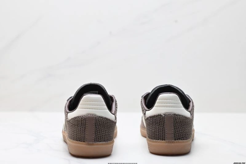 Lightweight Adidas Samba Shoes 220