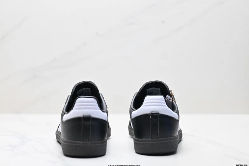 Youthful Adidas Samba Shoes 211