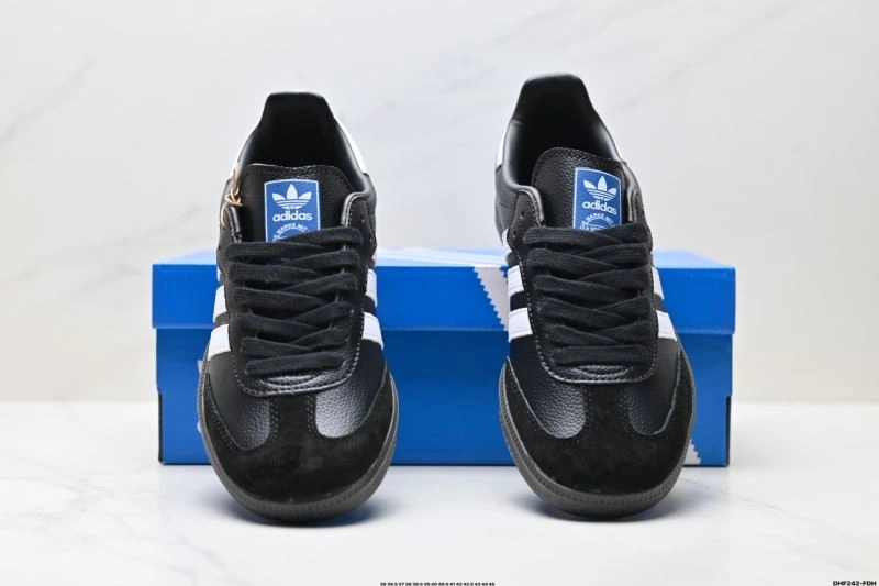Youthful Adidas Samba Shoes 211
