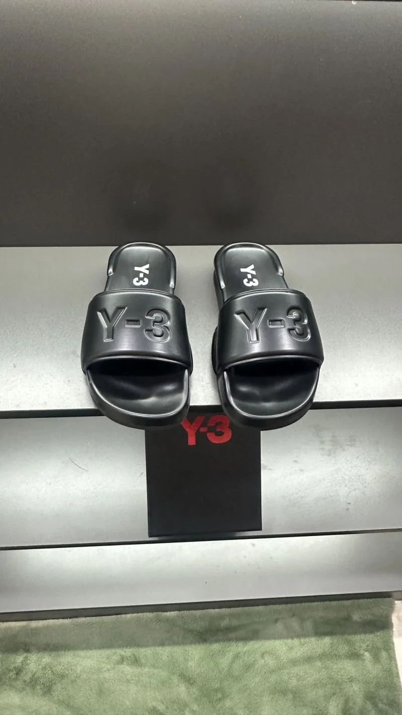 OnTrend Adidas Slippers 16055