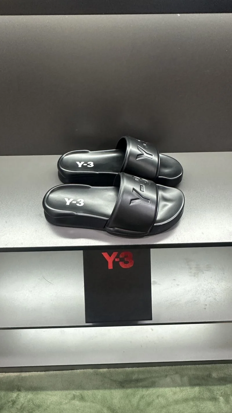 OnTrend Adidas Slippers 16055