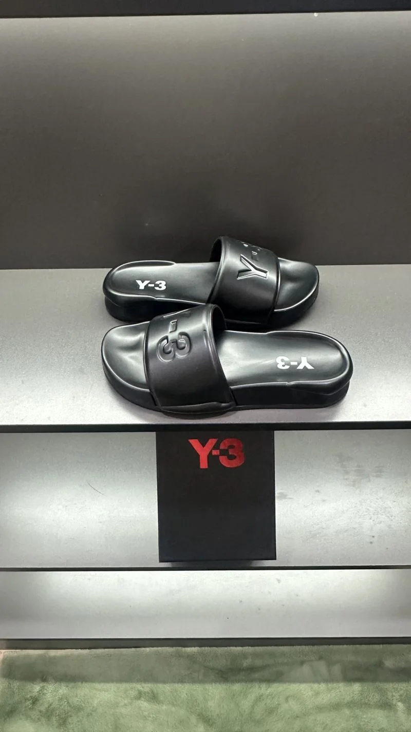 OnTrend Adidas Slippers 16055