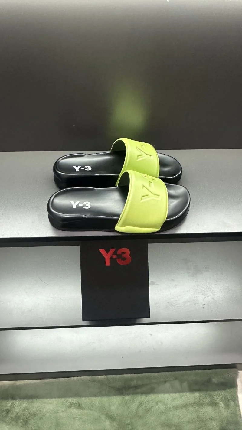 Adidas Slippers Bright 16053