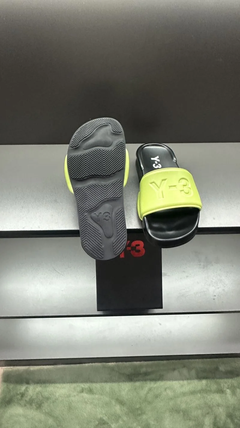 Adidas Slippers Bright 16053