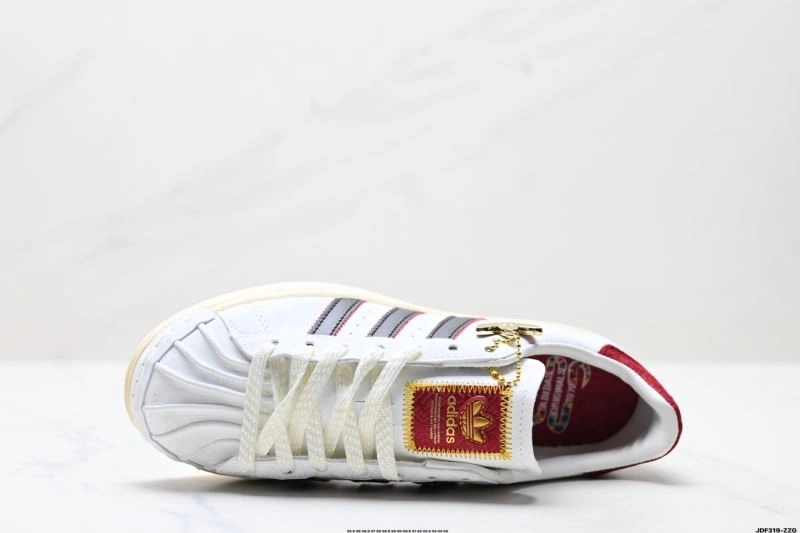 EyeCatching Adidas Superstar Shoes 916