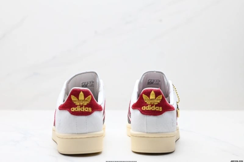 EyeCatching Adidas Superstar Shoes 916