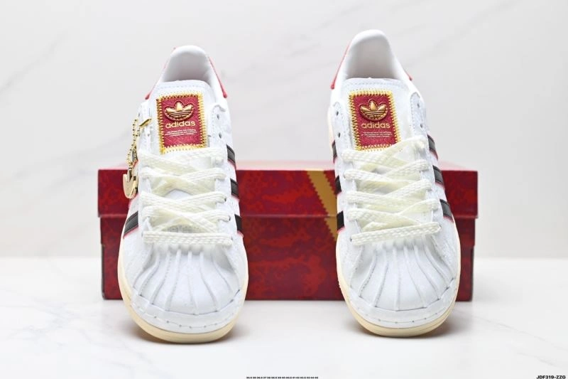 EyeCatching Adidas Superstar Shoes 916