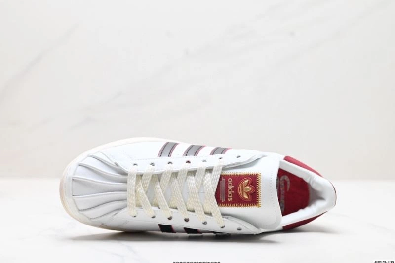 Compact Adidas Superstar Shoes 936