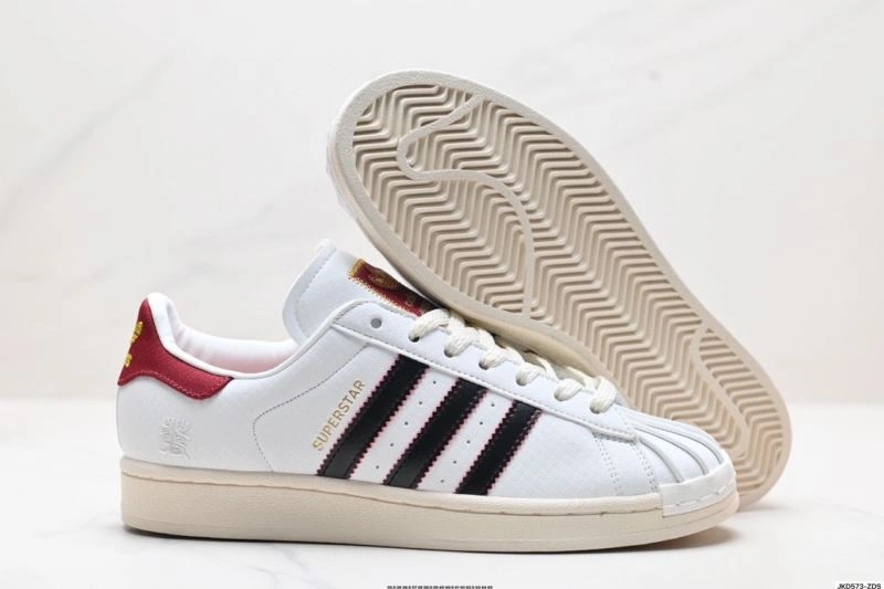 Compact Adidas Superstar Shoes 936