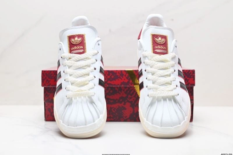 Compact Adidas Superstar Shoes 936