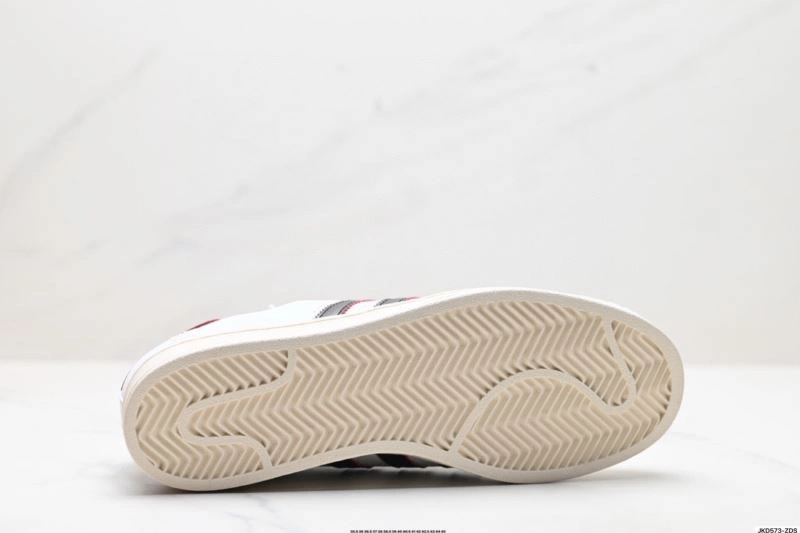 Compact Adidas Superstar Shoes 936
