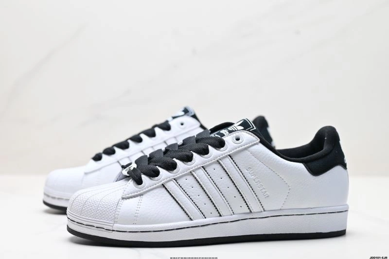 Chic Adidas Superstar Shoes 900