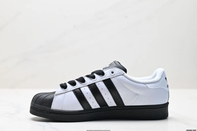 Adidas Superstar Shoes TimelessDesign 905