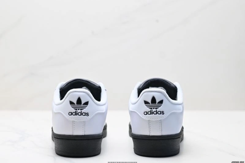 Adidas Superstar Shoes TimelessDesign 905