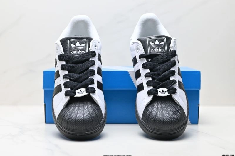 Adidas Superstar Shoes TimelessDesign 905