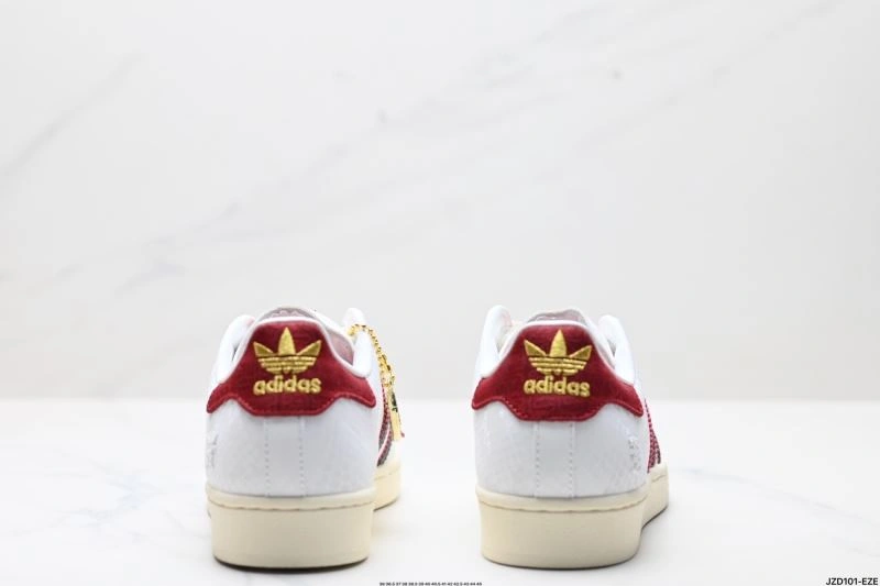 Adidas Superstar Shoes GoAnywhere 901