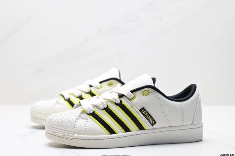 Adidas Superstar Shoes Trendsetting 902