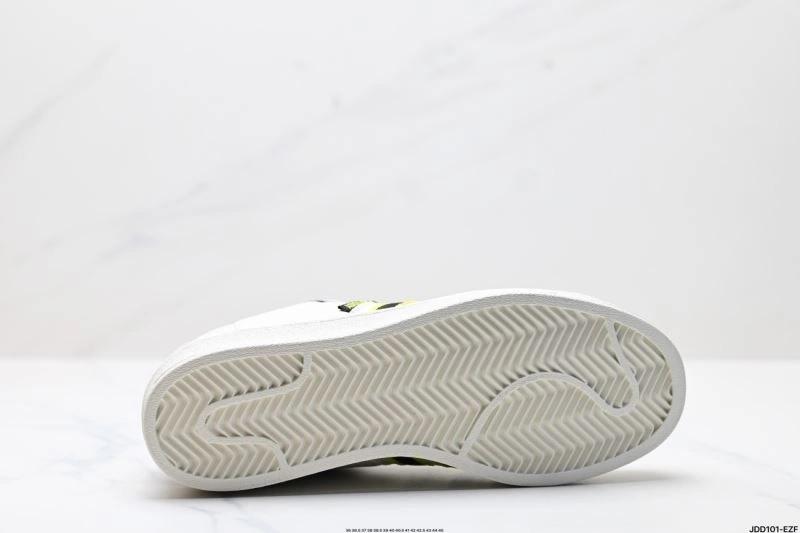 Adidas Superstar Shoes Trendsetting 902