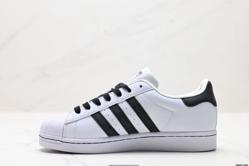 RelaxedFit Adidas Superstar Shoes 908
