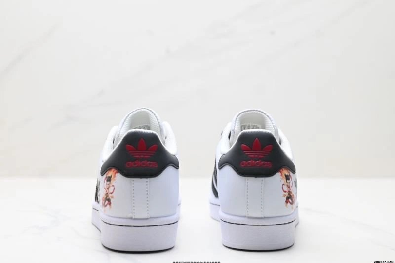 RelaxedFit Adidas Superstar Shoes 908