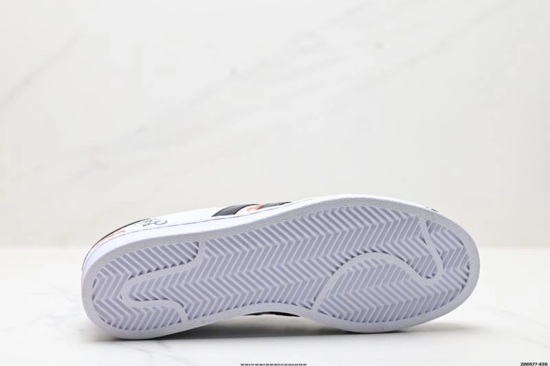 RelaxedFit Adidas Superstar Shoes 908