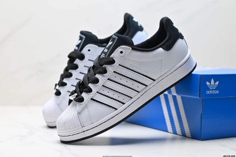Minimalist Adidas Superstar Shoes 889