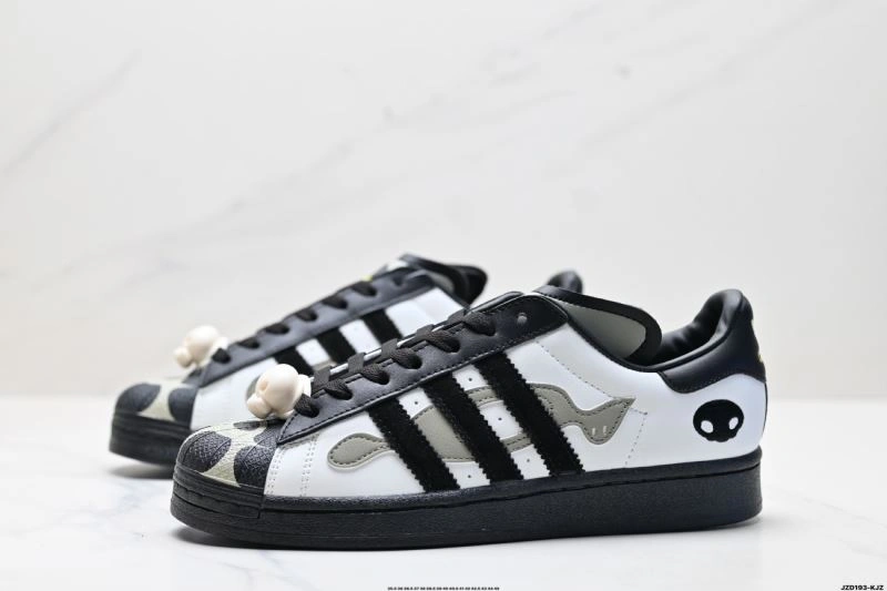 Seasonal Adidas Superstar Shoes 897