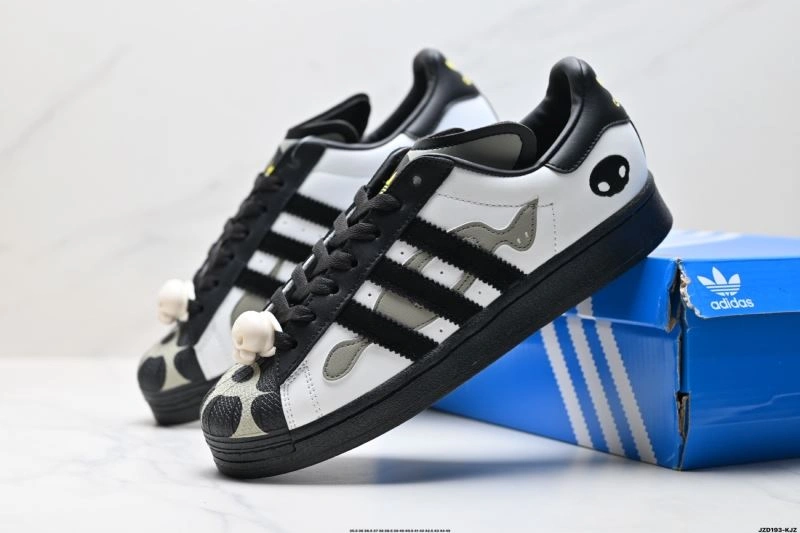 Seasonal Adidas Superstar Shoes 897