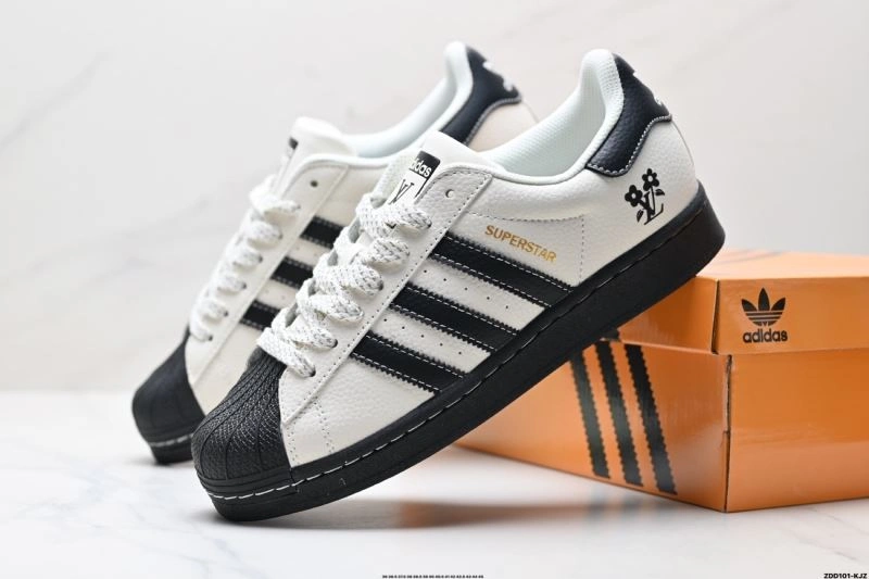 Adidas Superstar Shoes Sustainable 886