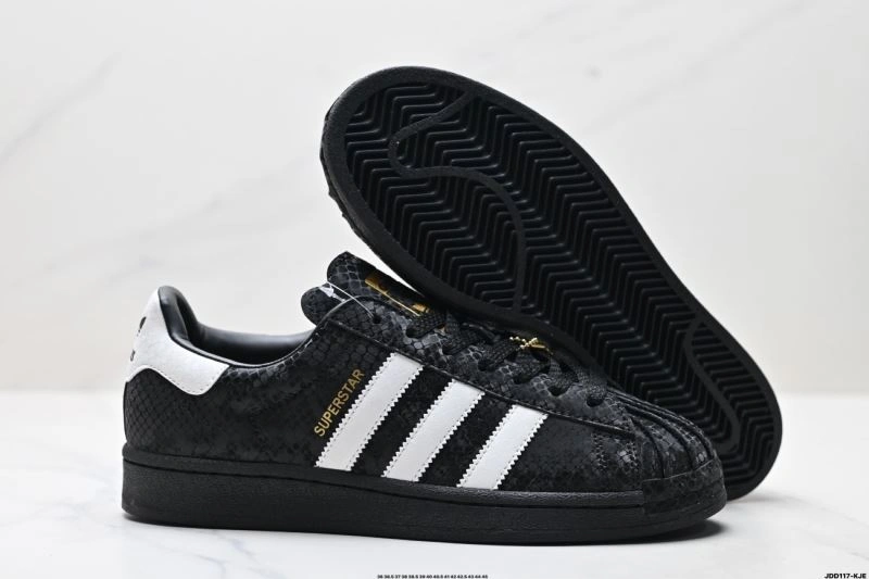 Sleek Adidas Superstar Shoes 882