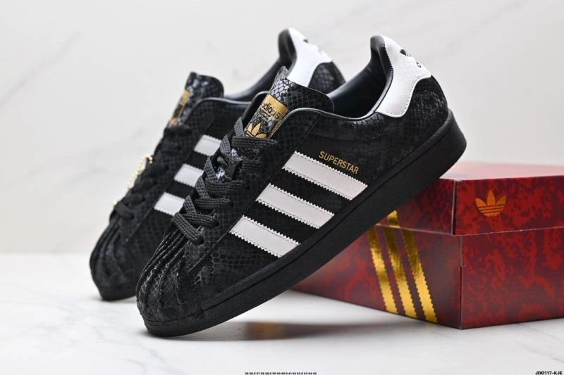 Sleek Adidas Superstar Shoes 882