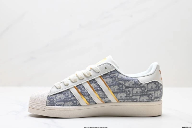 AllSeason Adidas Superstar Shoes 879