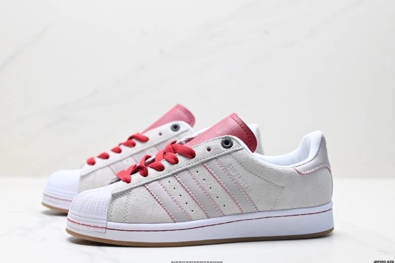 Bold Adidas Superstar Shoes 869