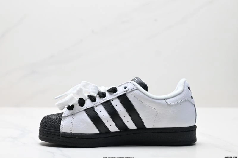 Classic Adidas Superstar Shoes 860