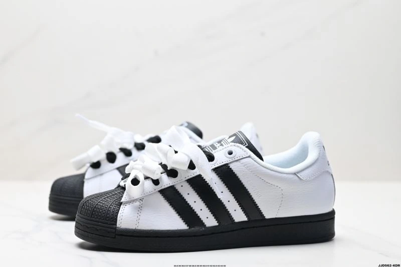 Classic Adidas Superstar Shoes 860