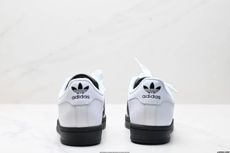 Classic Adidas Superstar Shoes 860
