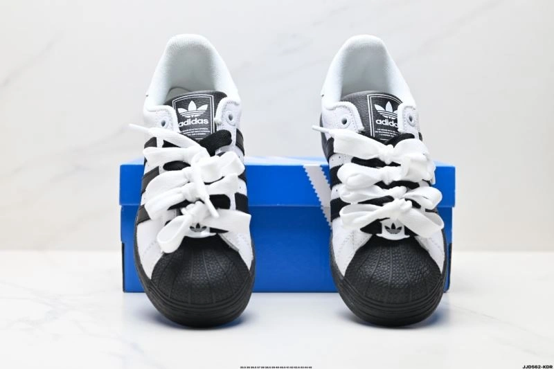 Classic Adidas Superstar Shoes 860