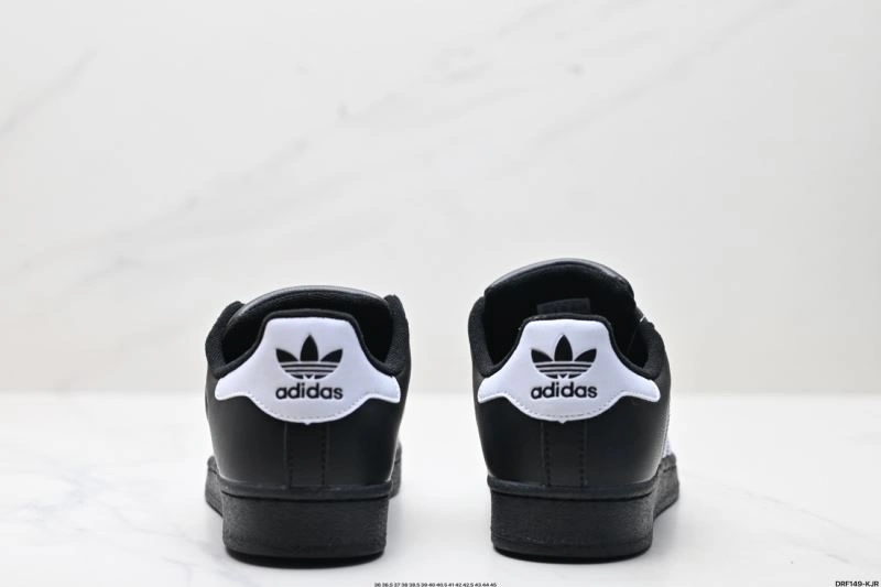 Trendsetting Adidas Superstar Shoes 193