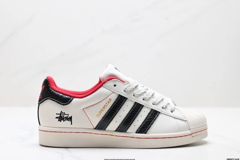 Snug Adidas Superstar Shoes 181